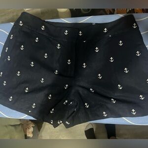 New Loft anchor shorts size 8